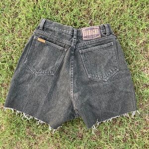 VINTAGE DENIM SHORTS